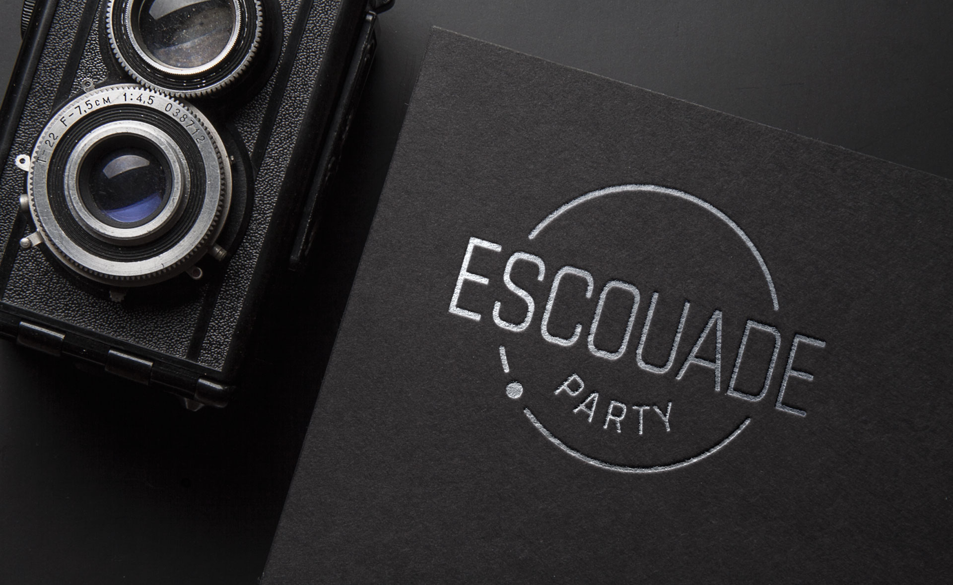 logo escouade party